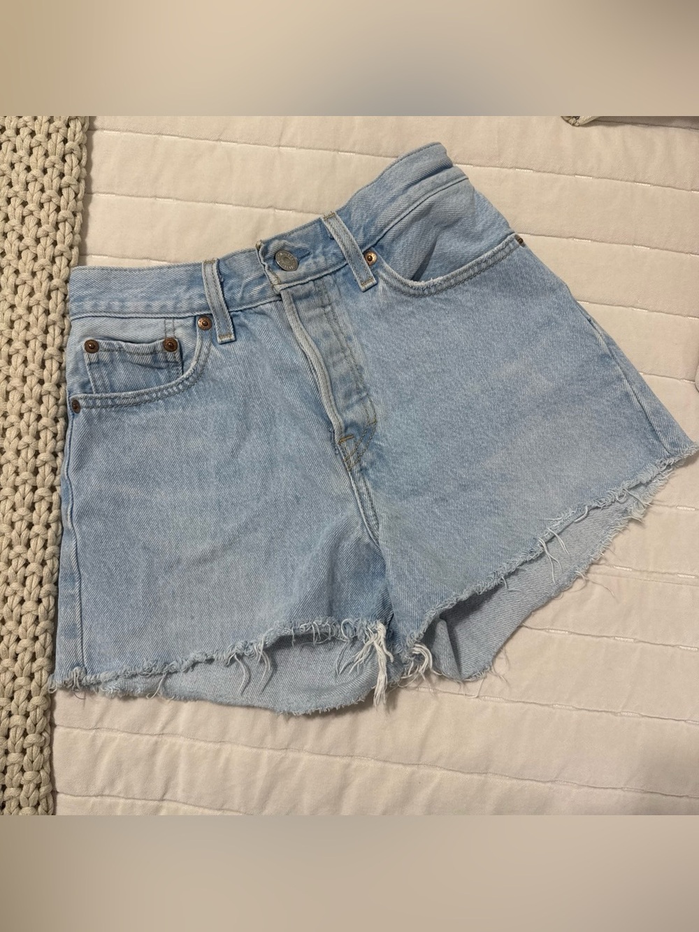 Levi’s High-Waisted Wedgie Short.